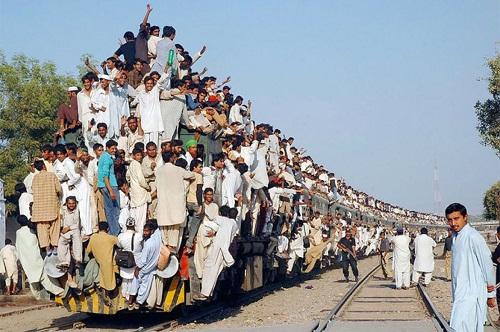 Подробнее о статье Индийские поезда на фото