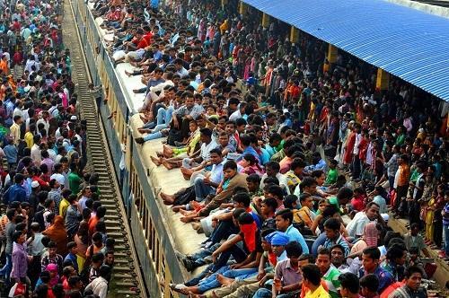 Индийские поезда на фото